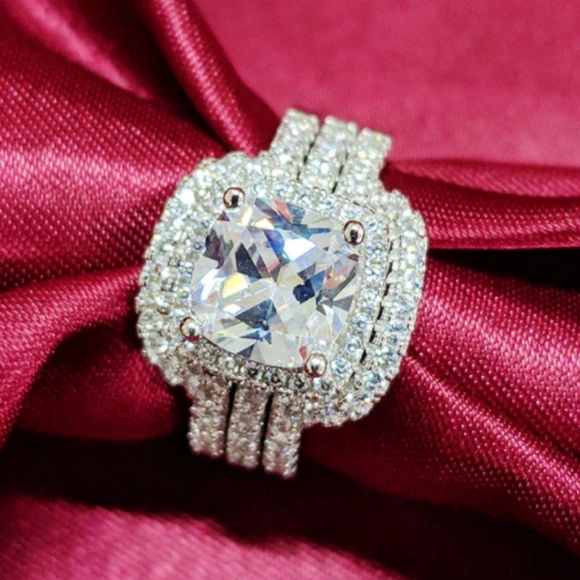 Jewelry - STUNNING Cushion Simulated Diamond 3 PIECE Engagement Wedding Ring For Women